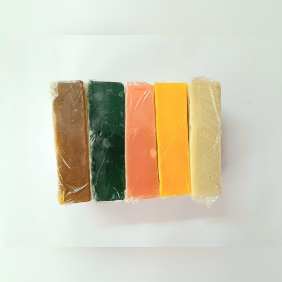 ARA Creations- Handmade and Organic Beetroot Soap for all Skin types. - Picture 6 of 6